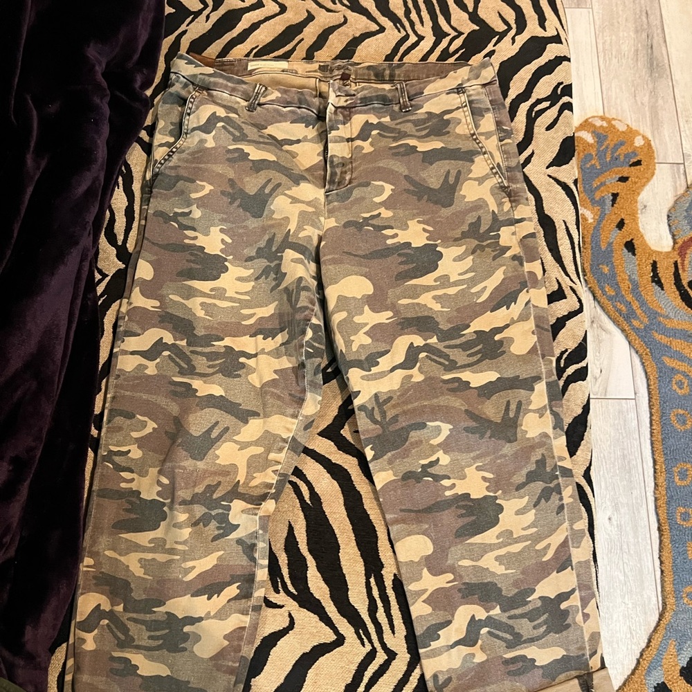 Kut from the Kloth Camouflage Ankle Pants